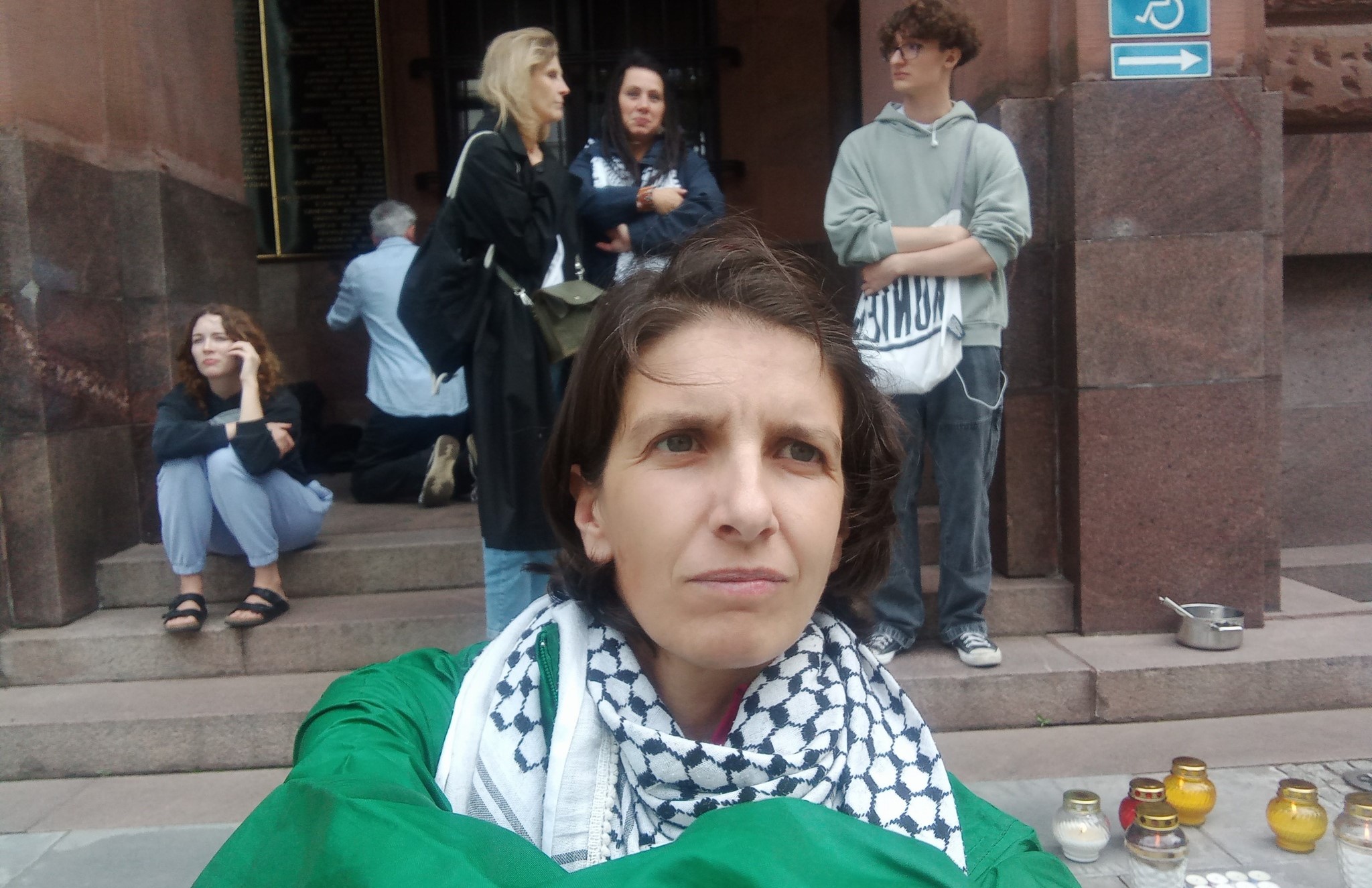 Alina Palichleb w trakcie protestu głodowego przed MSZ w Warszawie, 29 lipca 2025