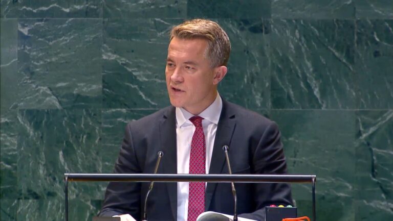 Wiceminister spraw zagranicznych Norwegii Adreas Kravik w siedzibie ONZ